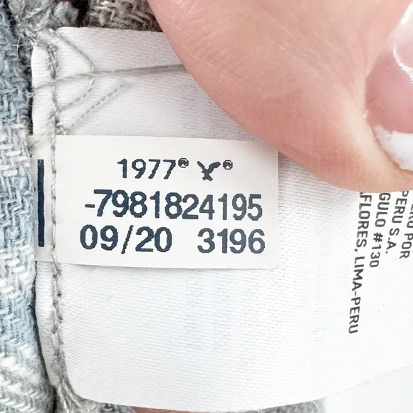 ✅ American Eagle AE Oversized Babydoll Plaid Shirt BLUE/WHITE/GREY SIZE SMALL - Picture 6 of 7